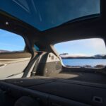 19、SEALION 7_LHD_Lifestyle_Outside_Static_Rear Trunk_download_JPG 3000px